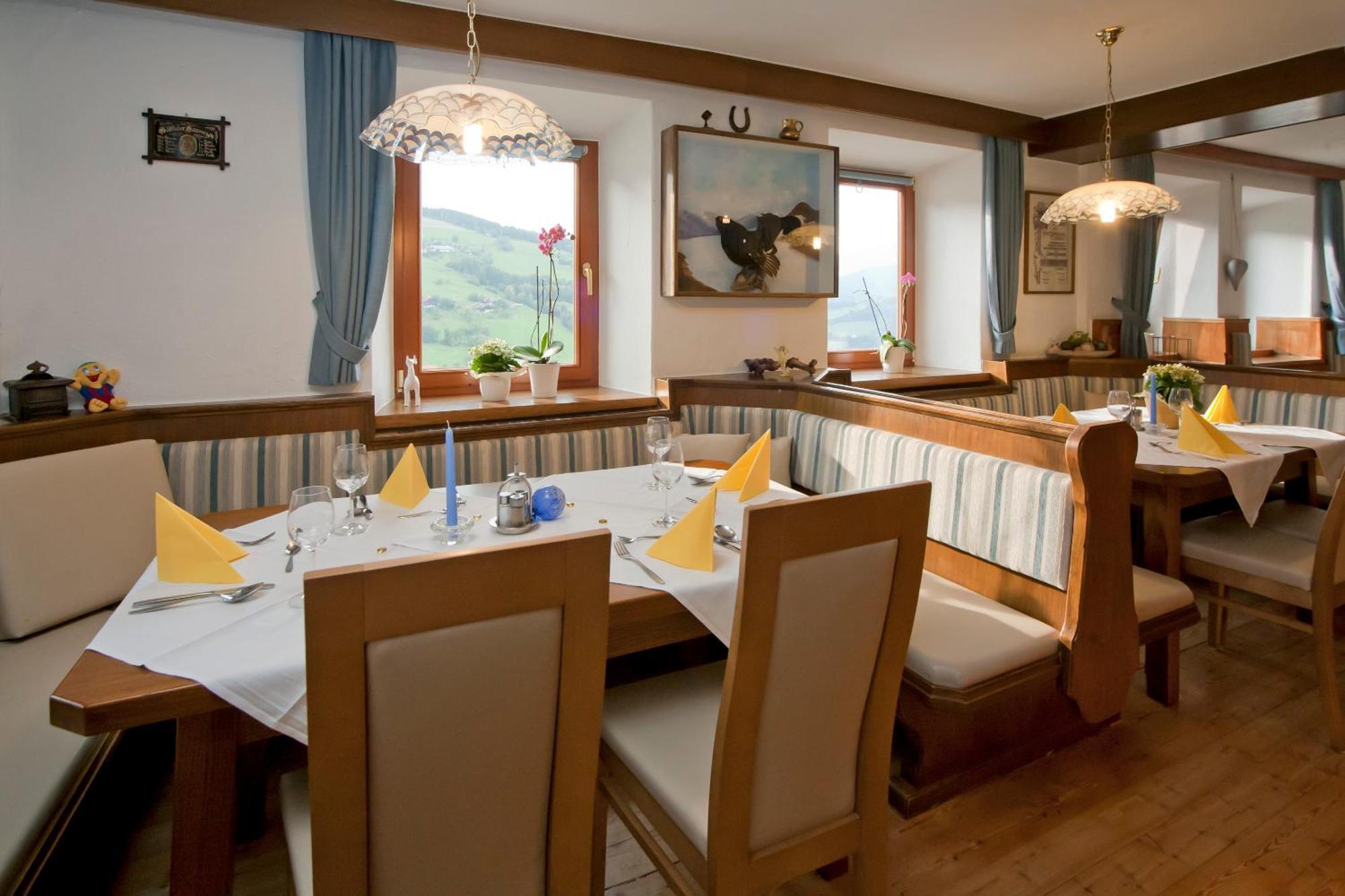 Sportbauernhof - Gasthaus Hochalmblick Krems in Kaernten Exteriör bild