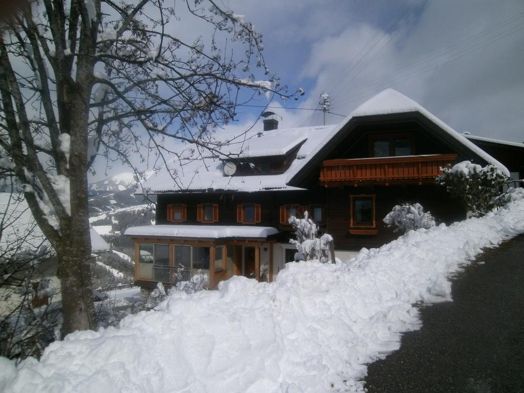 Sportbauernhof - Gasthaus Hochalmblick Krems in Kaernten Exteriör bild