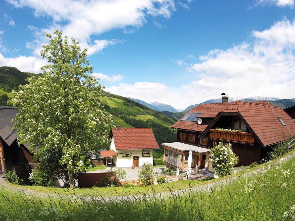 Sportbauernhof - Gasthaus Hochalmblick Krems in Kaernten Exteriör bild